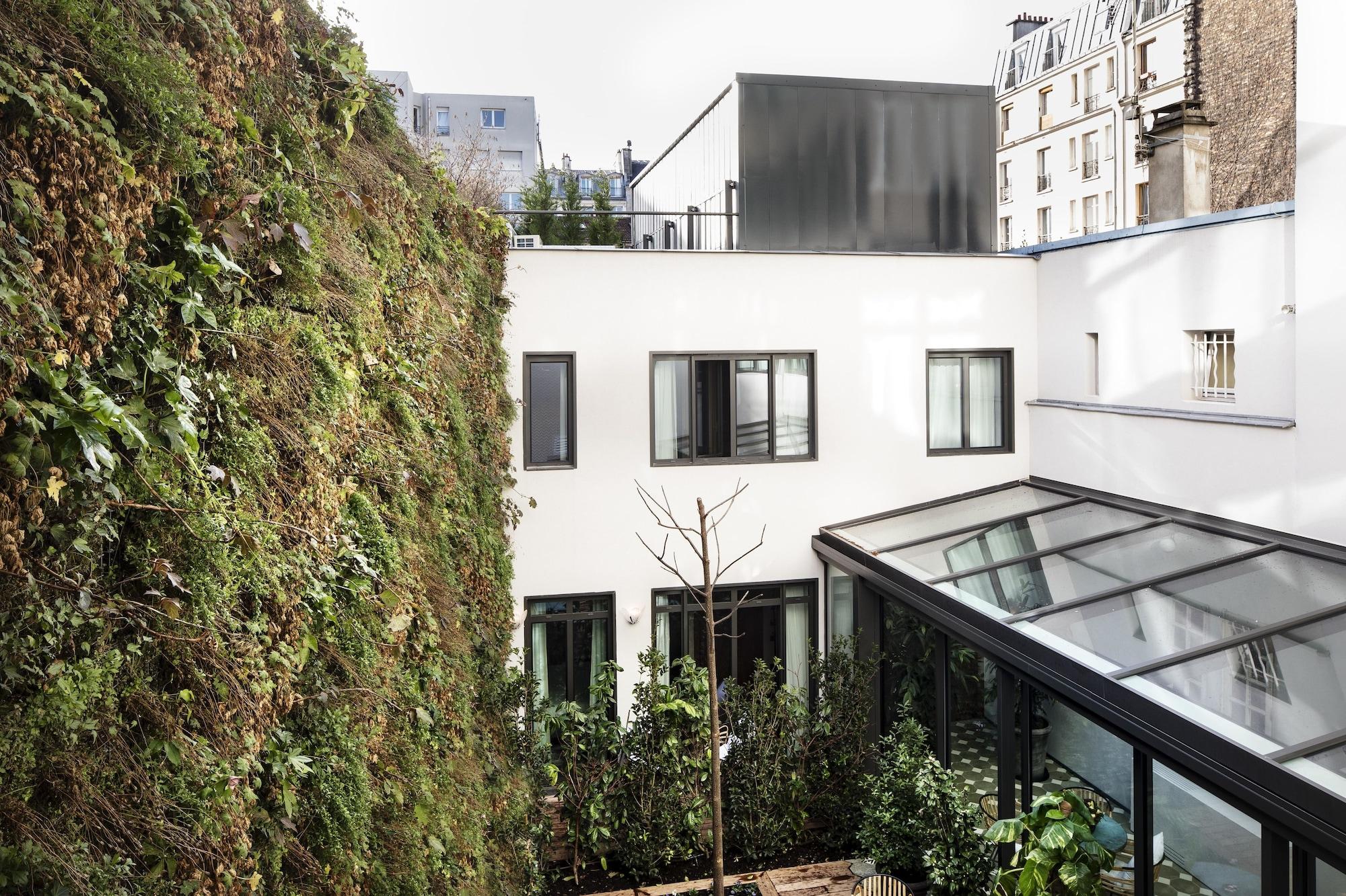 Maison Breguet Paris Bagian luar foto The courtyard of the museum