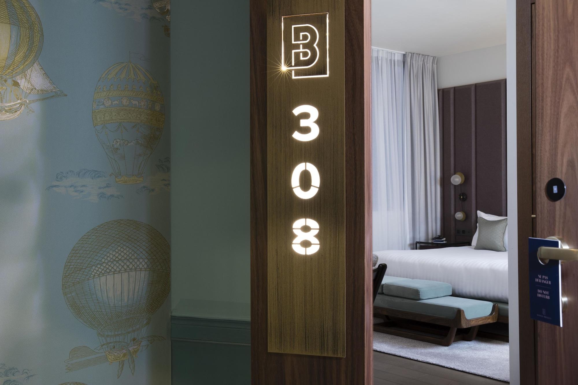 Maison Breguet Paris Bagian luar foto B&B Hotel logo