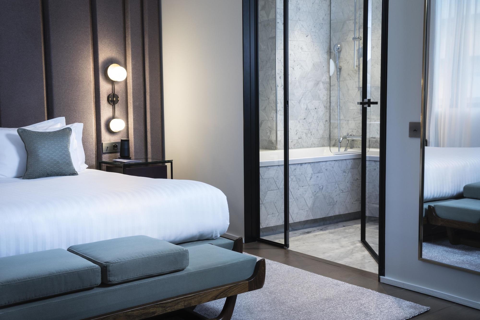 Maison Breguet Paris Bagian luar foto A bedroom at the hotel