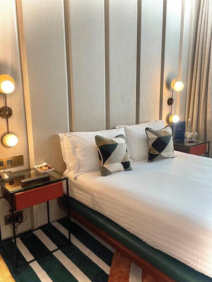 Maison Breguet Paris Bagian luar foto A bedroom at the hotel
