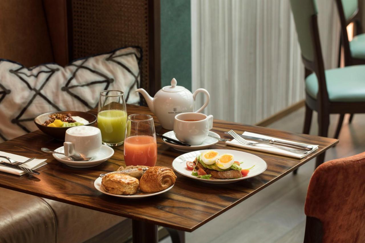 Maison Breguet Paris Bagian luar foto Breakfast at the hotel
